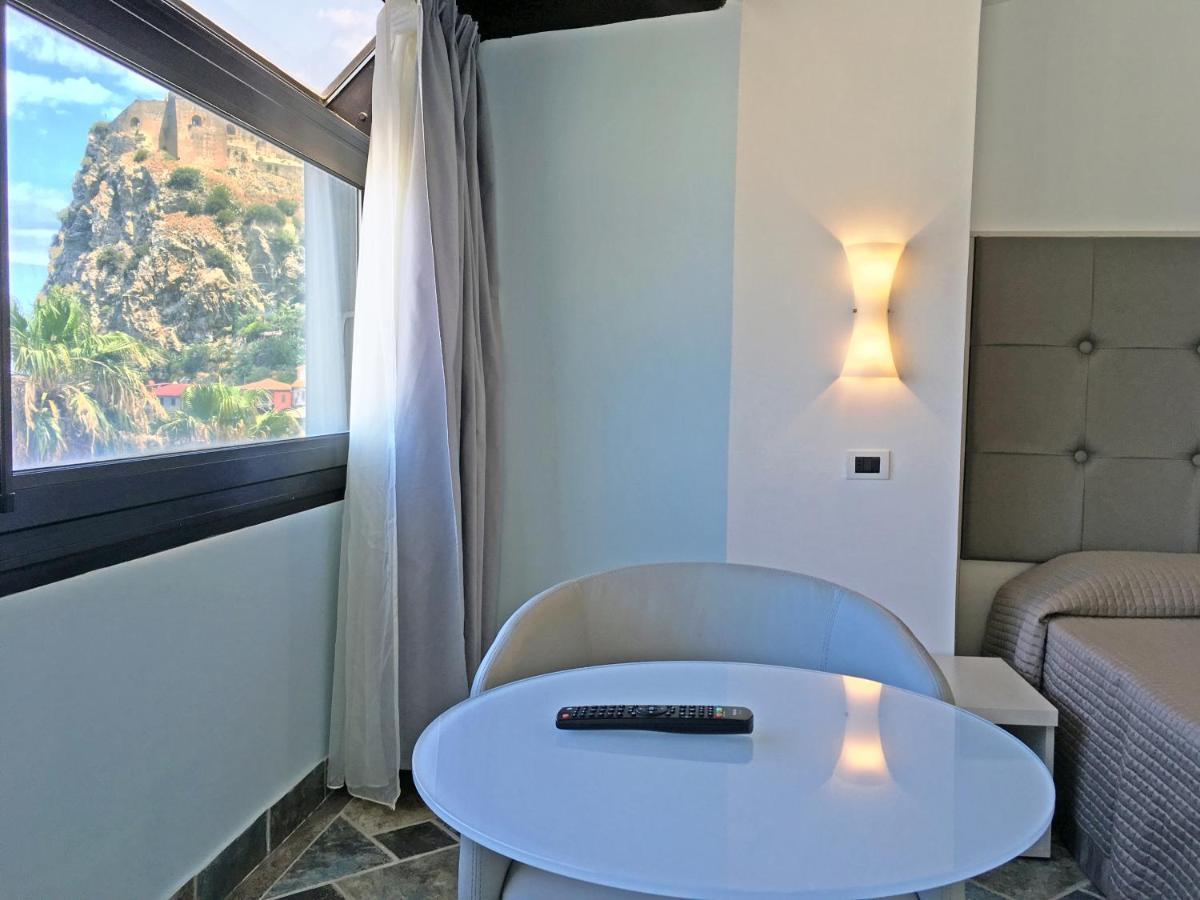Bb Oasis Bed & Breakfast ชิลลา ภายนอก รูปภาพ