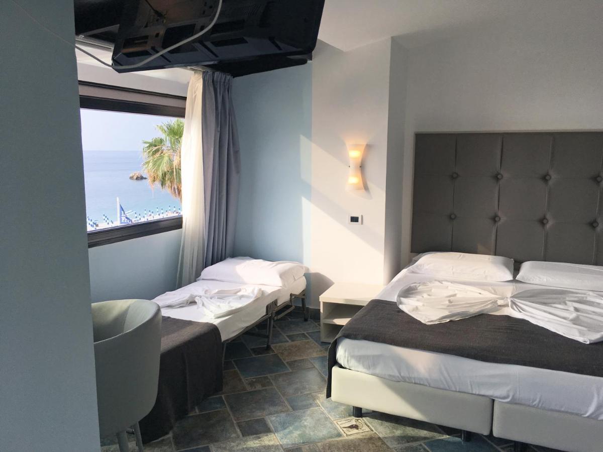 Bb Oasis Bed & Breakfast ชิลลา ภายนอก รูปภาพ